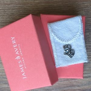 RETIRED James Avery theatrical charm